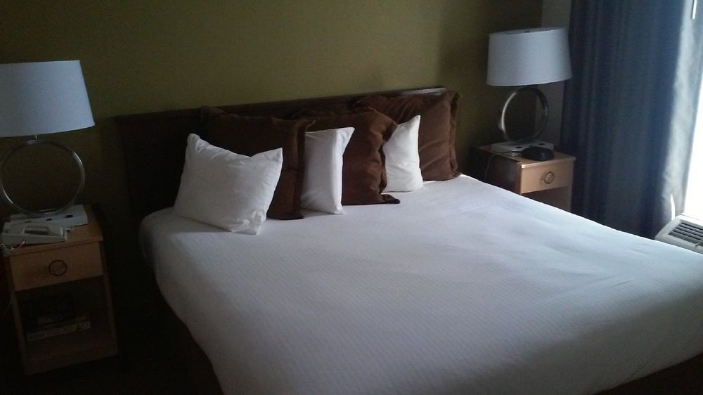 Hawthorn Suites Midwest City Extérieur photo