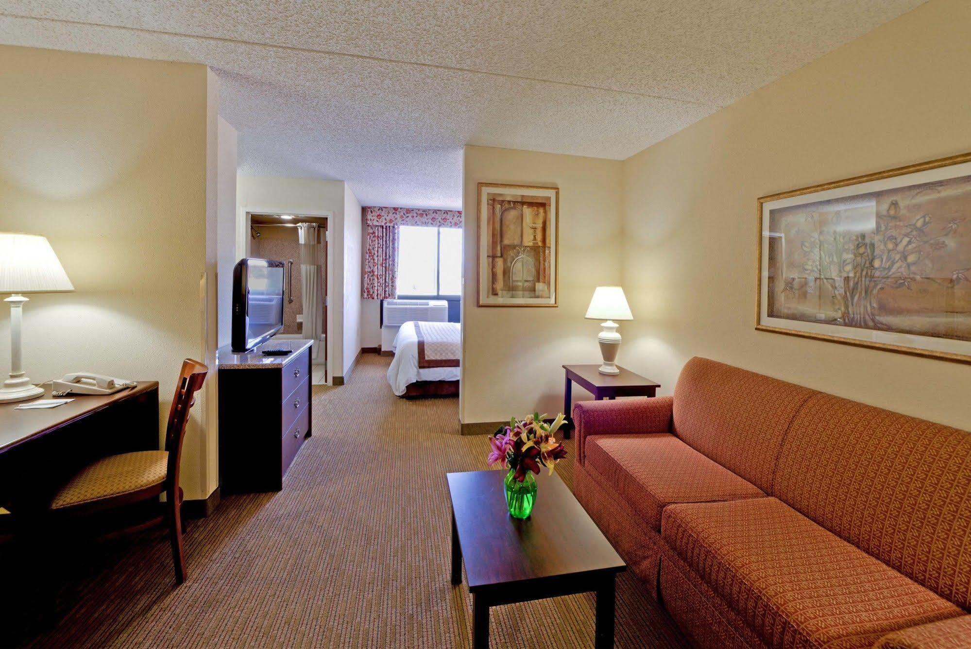 Hawthorn Suites Midwest City Extérieur photo